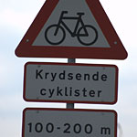 Oznaczenie przy ścieżce rowerowej